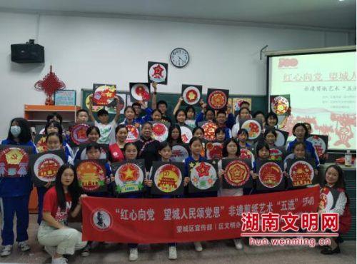 家里做馒头时，到底用泡打粉发面还是用酵母粉？面点师傅说出真相